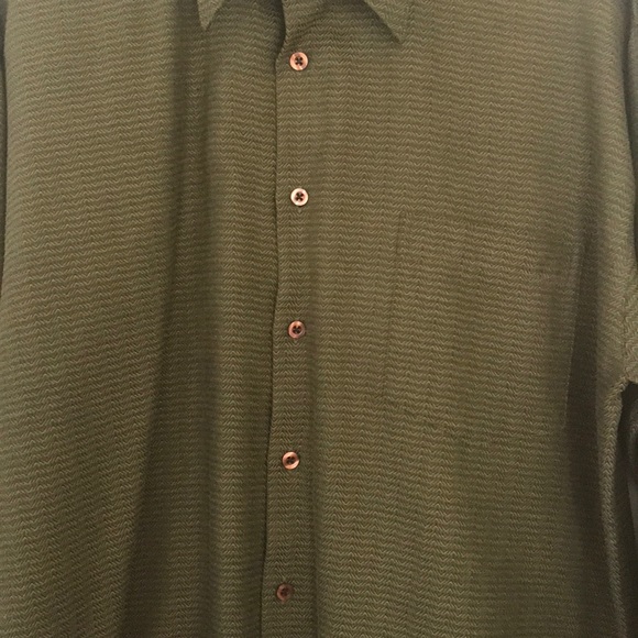 💚Button Down Shirt💚 - Picture 3 of 9